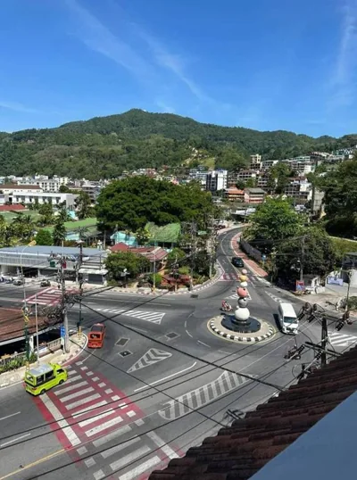 The Brown Boutique Patong – Fotos 6